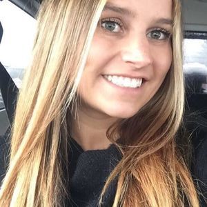 Meet your Posher, Olivia